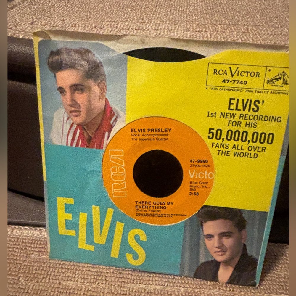Elvis Presley 45rpm RCA rare promotional vinyl record NM+